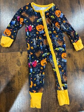 Halloween Pumpkin-Print Kids Footie with Yellow Trim